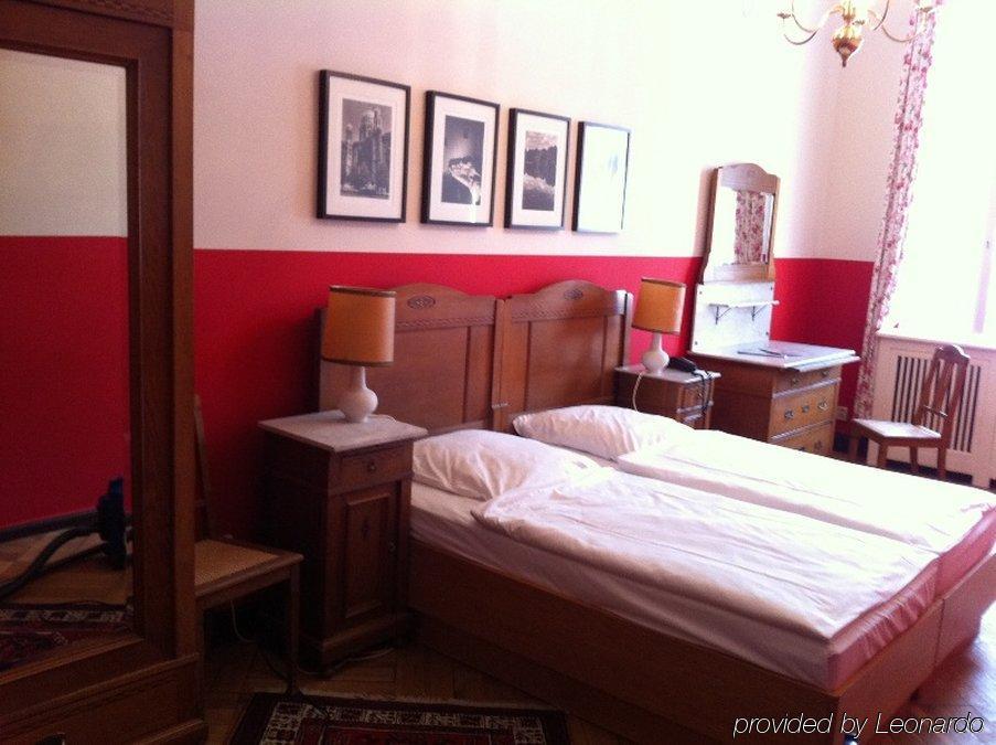 Stadt-Gut-Hotel Bogota Berlin Rum bild